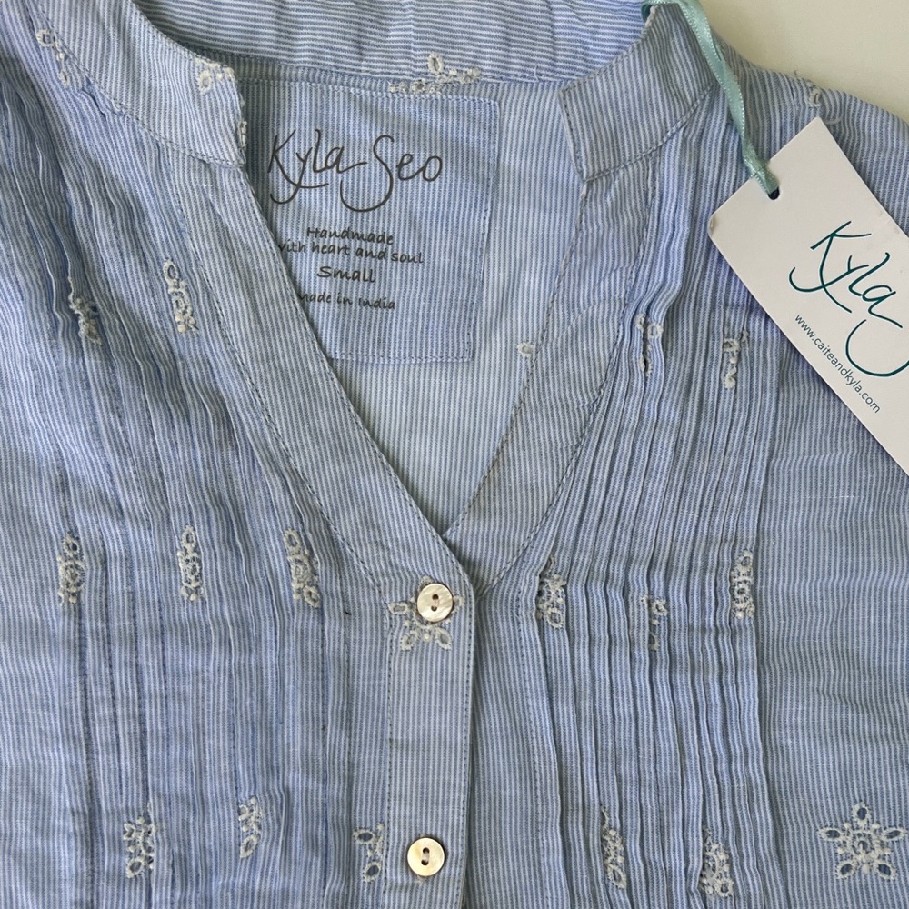 NWT Anthropology Bell Sleeves Shirt by Kyla Seo Soft Eyeleted Cotton Sz Small - Picture 9 of 16